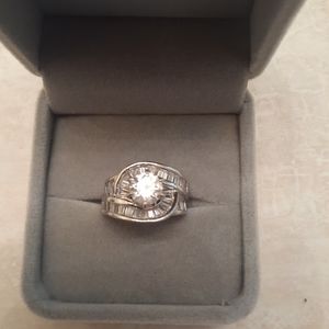 Qvc Diamonique epiphany Ring Size 6